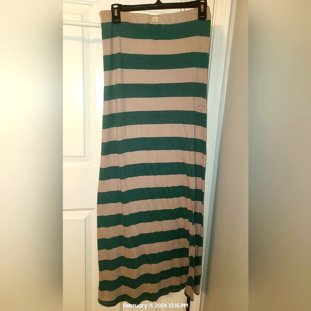 BILLABONG Maxi skirt,  Size XL